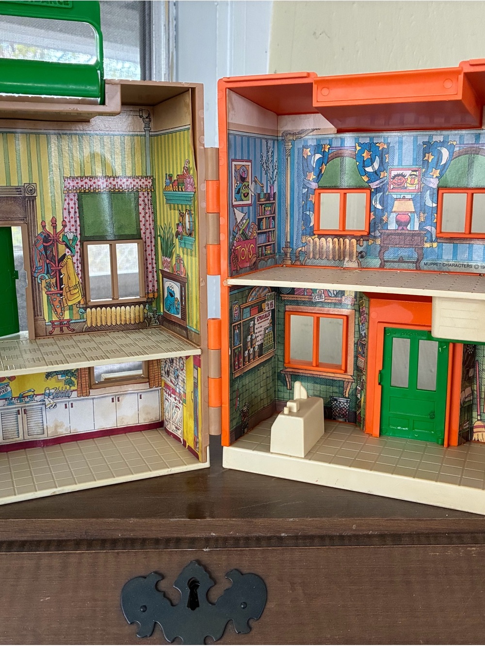 Vintage Sesame StreetPop-Up Dollhouse Playset
